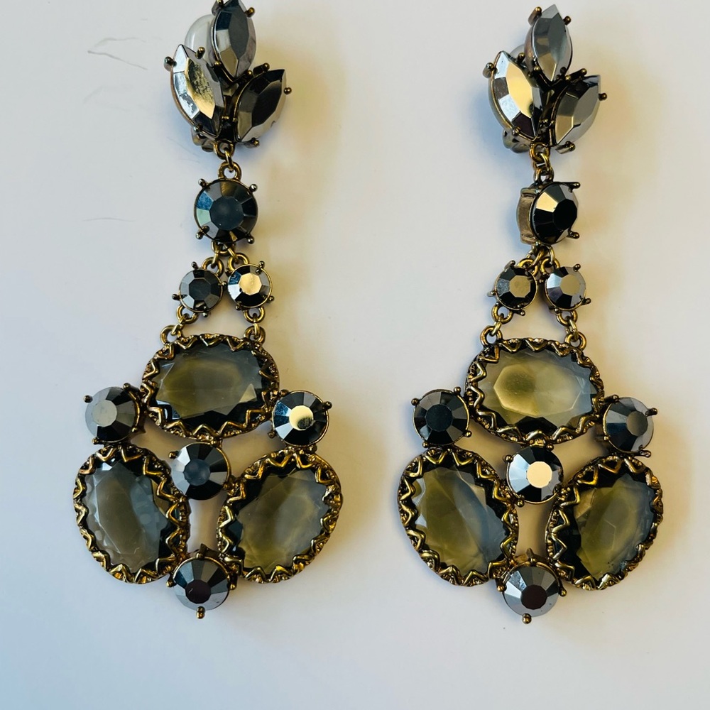 Antiquated Gold-Tone Grey Crystal Drop Earrings - Elegant Statement Clip On